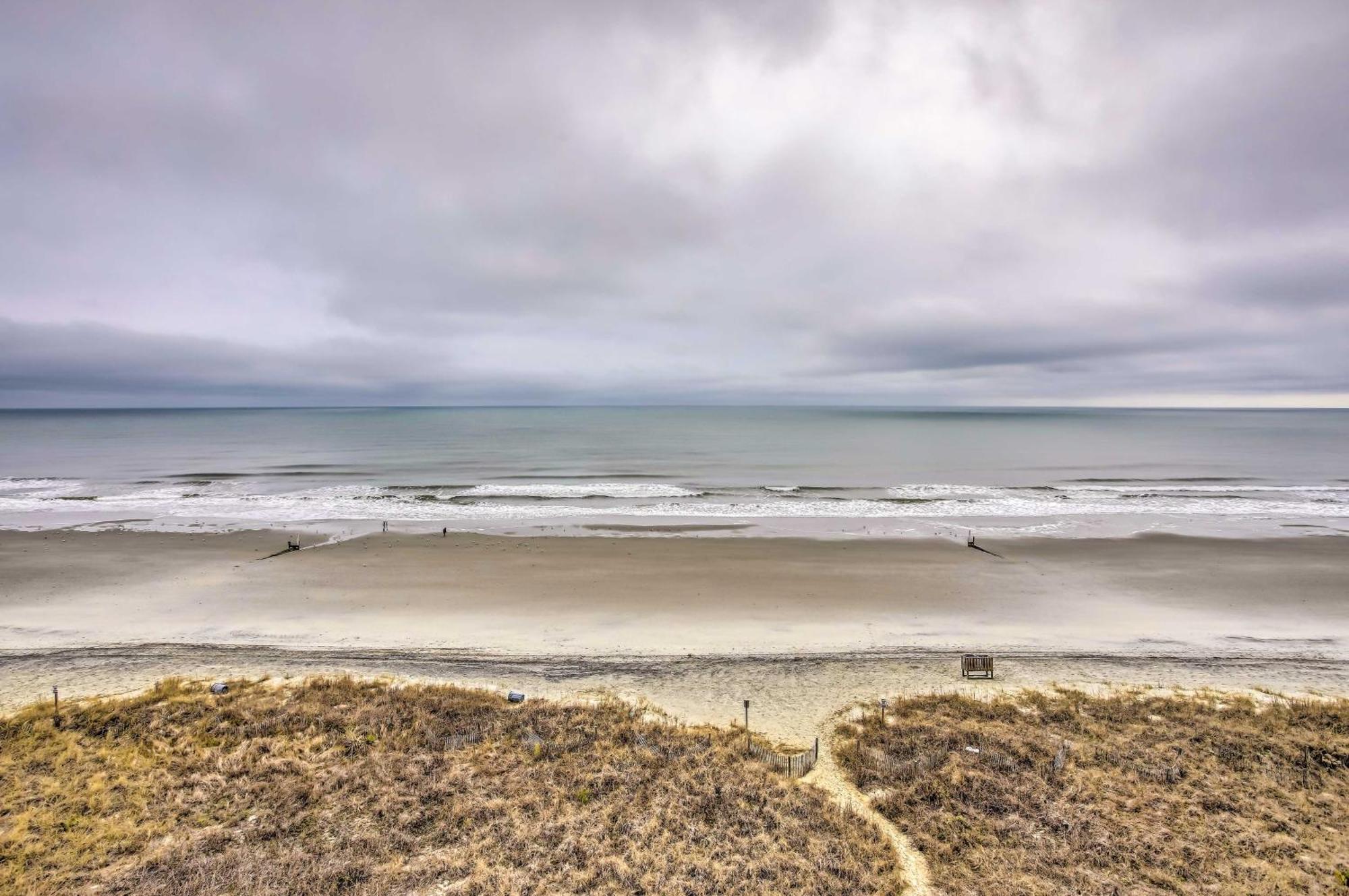 Oceanfront North Myrtle Beach Condo With Indoor Pool Exteriör bild