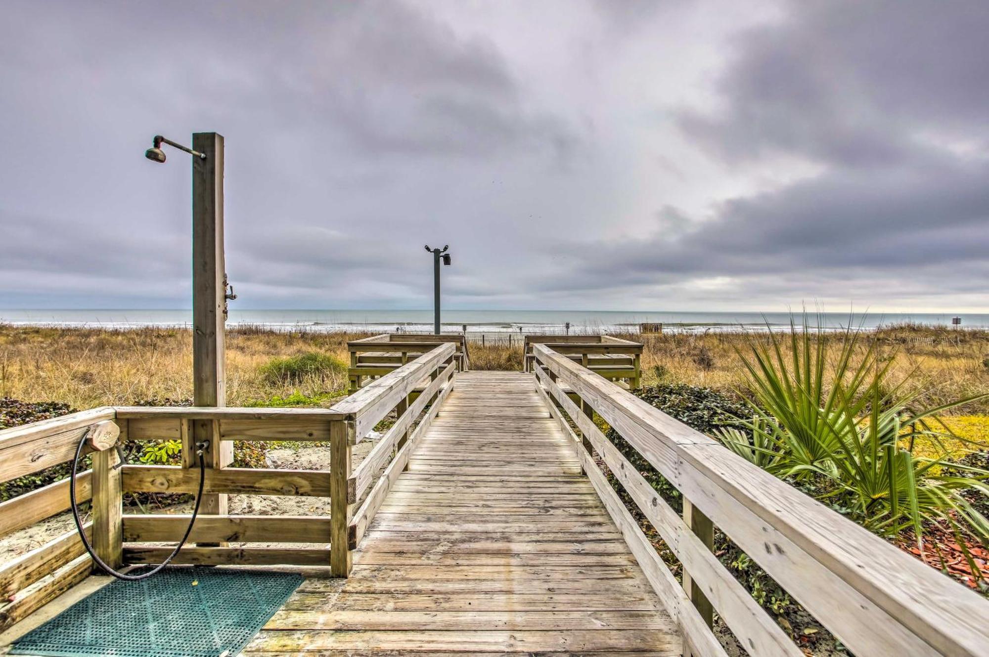 Oceanfront North Myrtle Beach Condo With Indoor Pool Exteriör bild